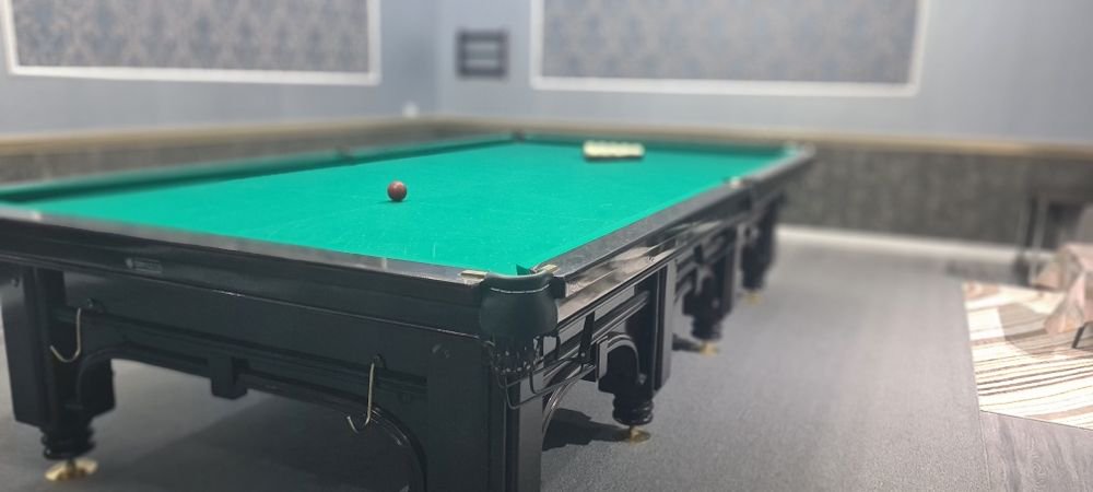 Сдам коттедж в бургулюке. Все условии. Бассейн. Билльярд.Баня. 4спальн 1